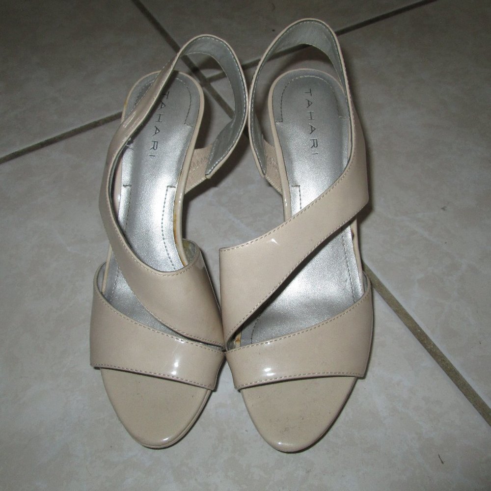 Tahari High-Heels Women's Tan